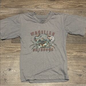 Magellan Outdoors Kids Tee with Crab Design - Gray